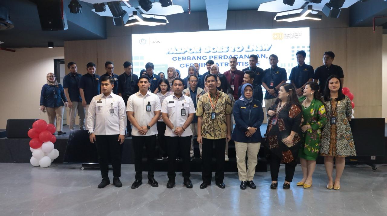 Kantor Imigrasi Jakarta Pusat - Imigrasi Jakarta Pusat Hadirkan Layanan Paspor Go to LNSW Semarakkan HUT ke-80 RI